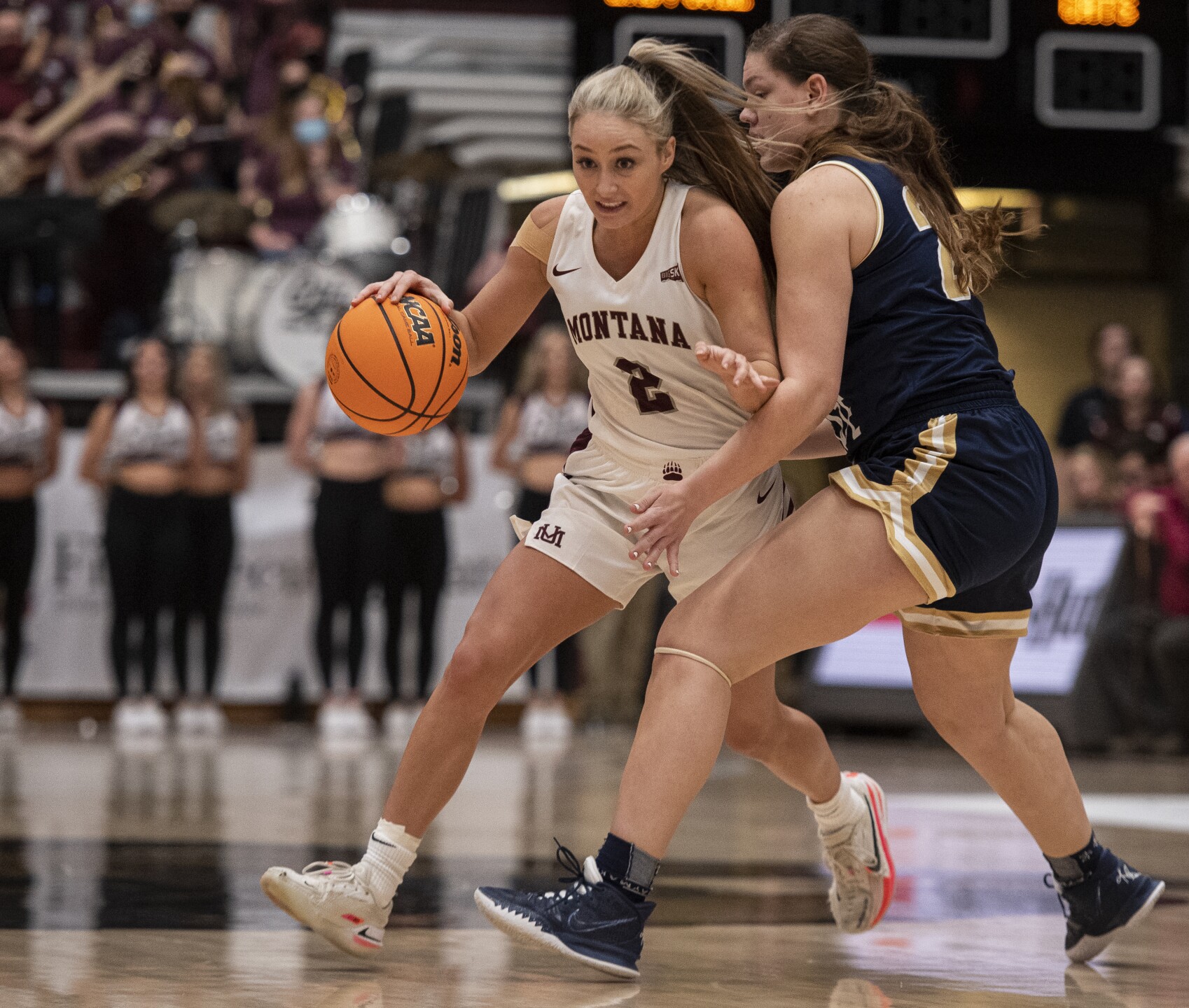 Photos Montana and Montana State women's CatGriz game