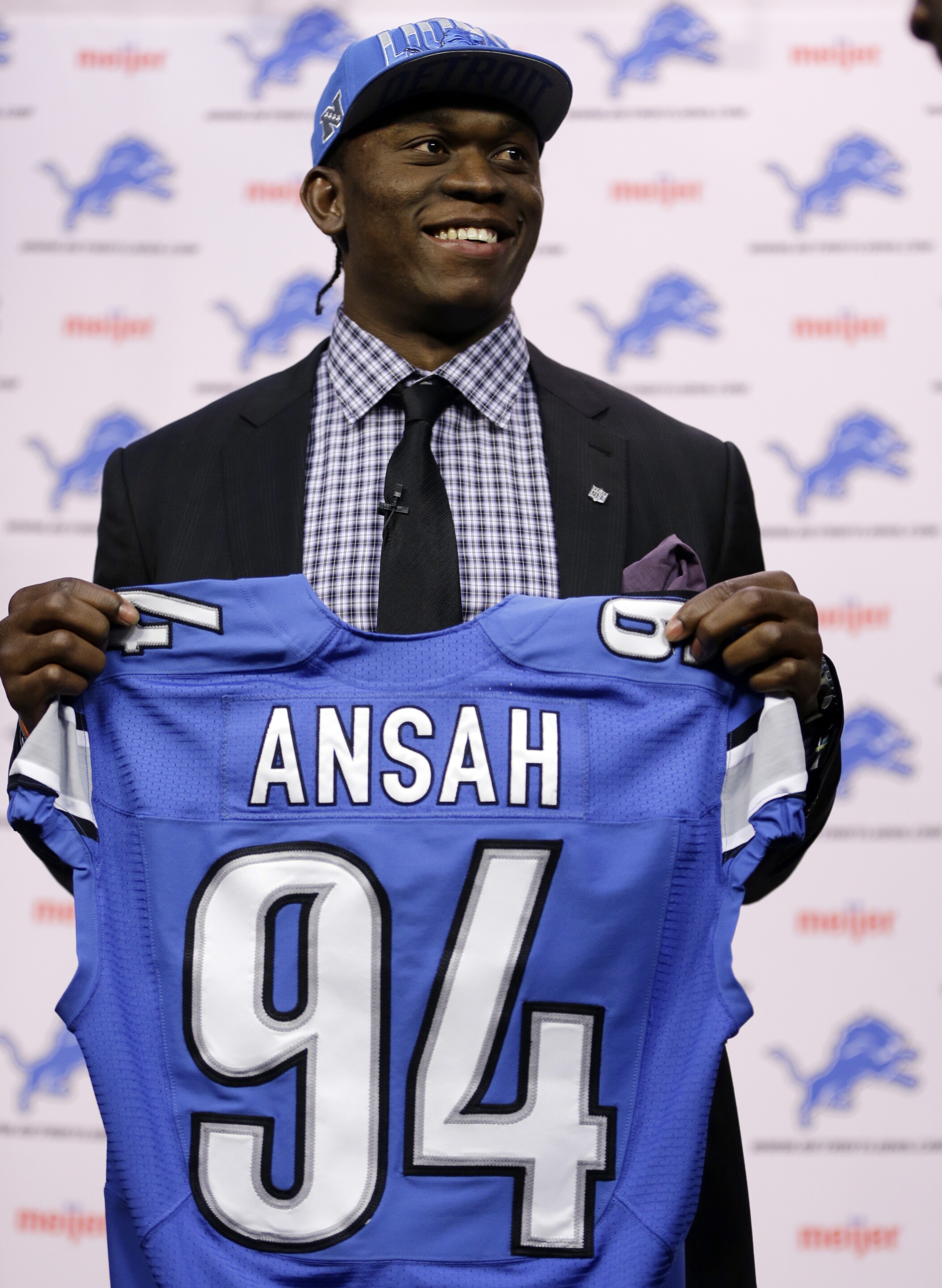 Looking back at the Detroit Lions firstround picks since 2000
