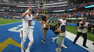 Broncos Chargers Football