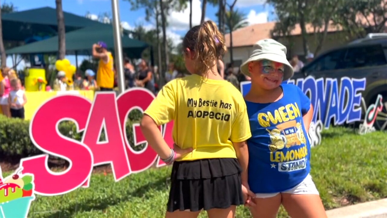 Sage's lemonade stand in Boynton Beach