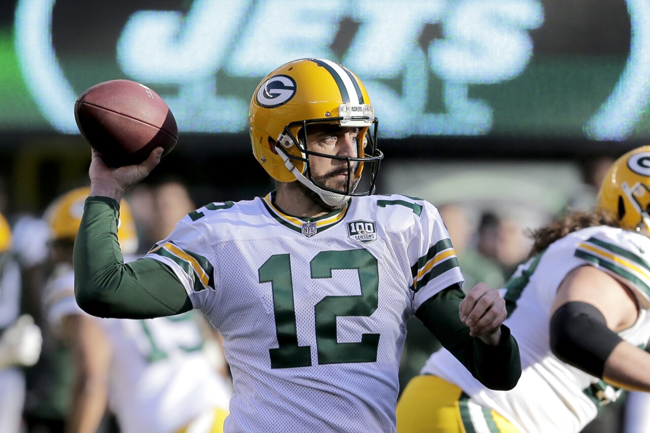 Green Bay Packers QB Aaron Rodgers throws at New York Jets, Dec. 23, 2018