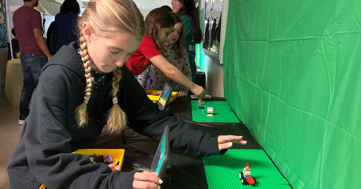 ESTEAM camp uses popular toy to fuel learning - Vimarsana News