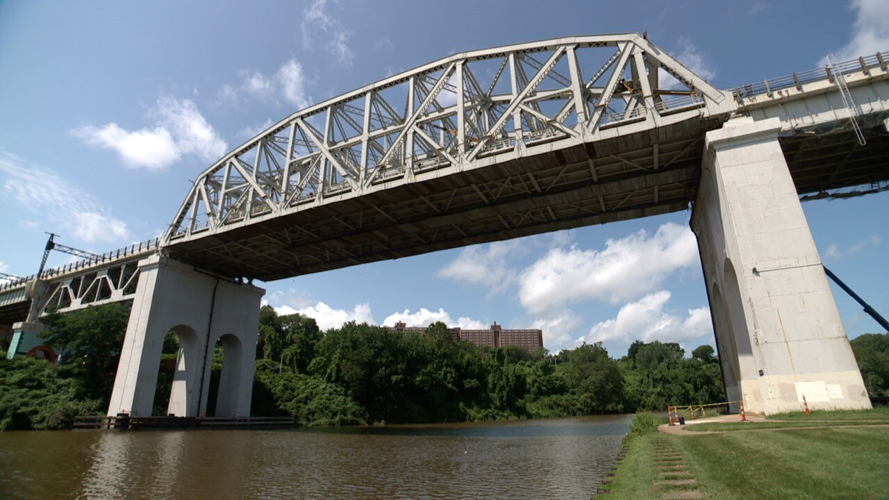 cuyahoga river 2.jpg