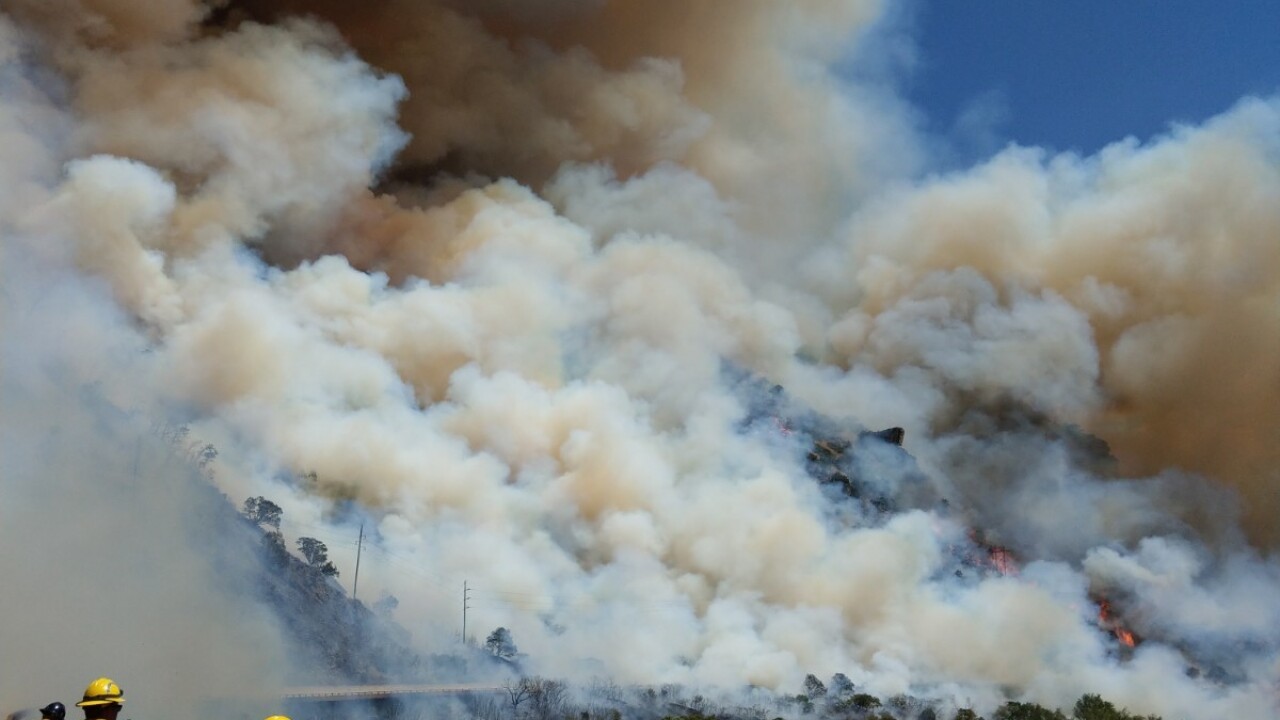 Fire shuts down I-70 in Glenwood Canyon in western Colorado