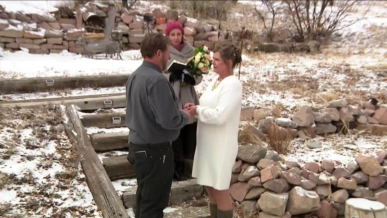 Colorado couple gets married at 2:22 p.m. on 2/22/2022