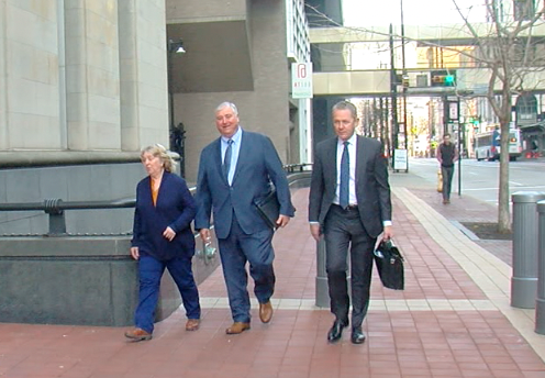 Former Ohio House Speaker Larry Householder enters courthouse on March 1, 2023.