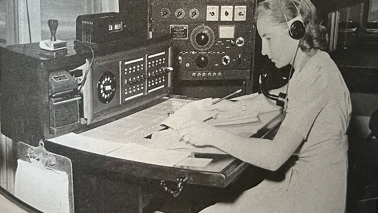 mary denver air traffic controller.png