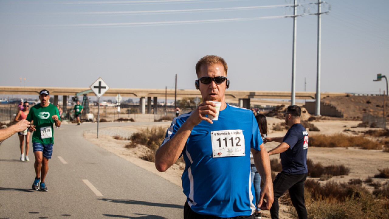 Photos: Bakersfield Marathon Mile 10 and Mile 23
