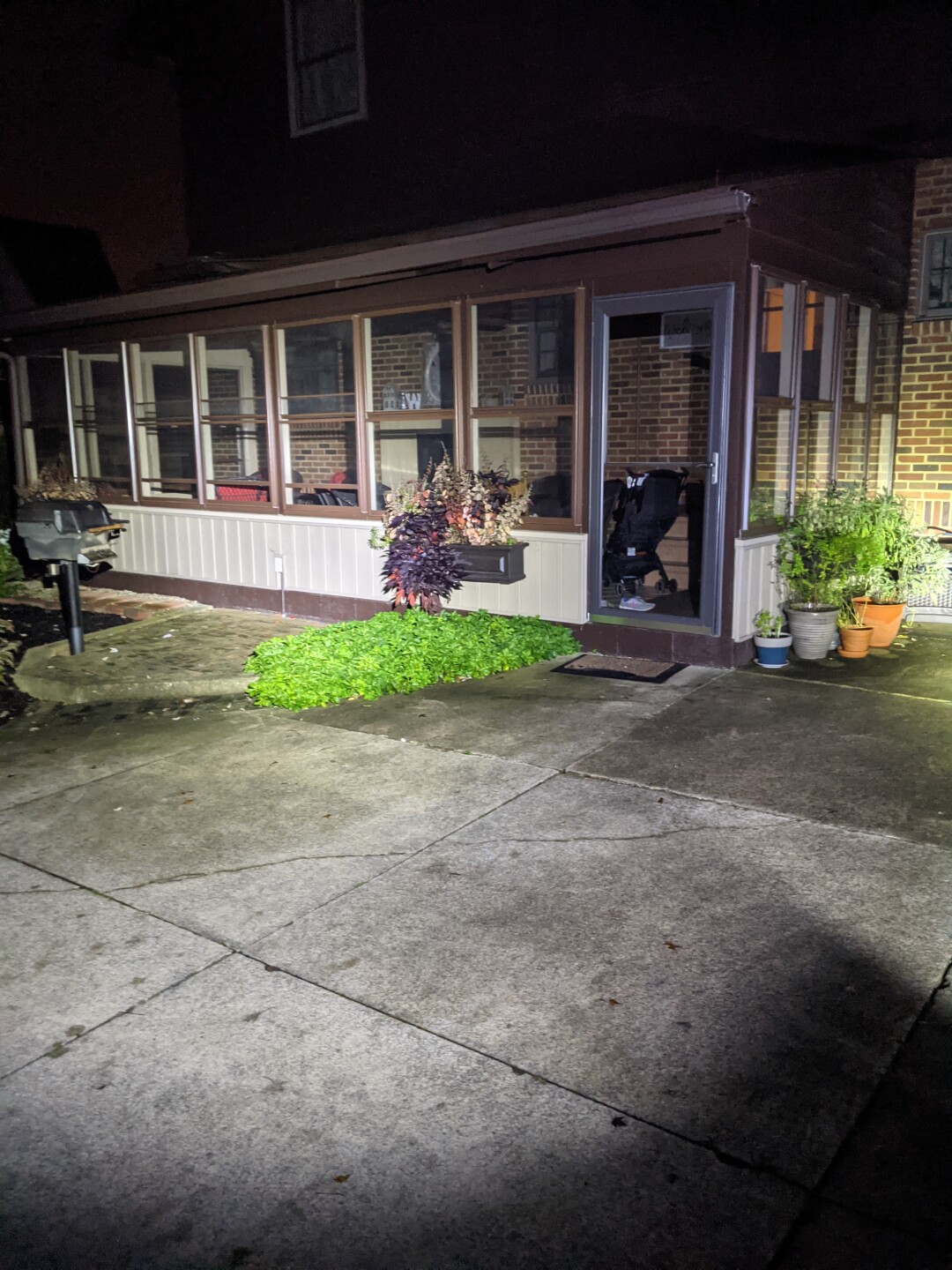 Axon_Capture_Photo_2021-10-05_034850_1430 (1).jpg