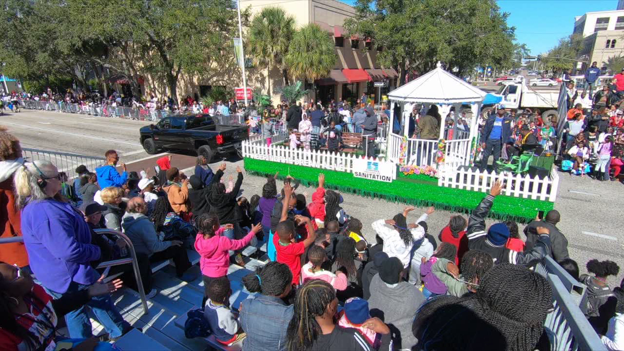 St. Petersburg honors MLK with parade, family day