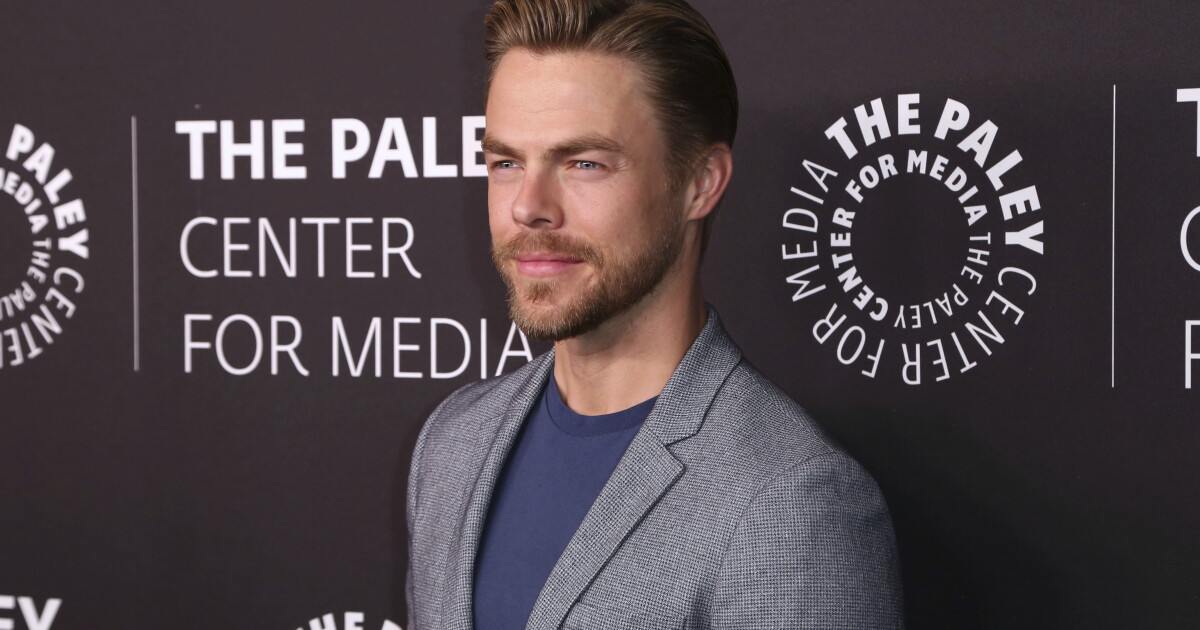 Derek Hough from 'Dancing with the Stars' performing in San Diego - Vimarsana News