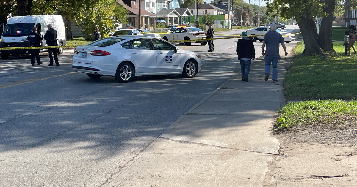 Man dies after crashing into tree on Indy's east side