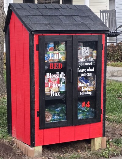 Lexington woman expanding her Little Red Blessing Food Box business