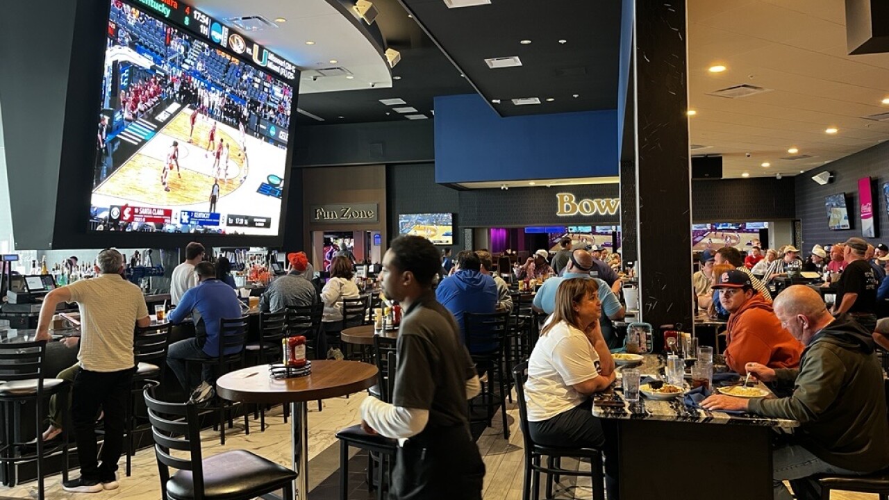 Wildcat fans pack LexLive