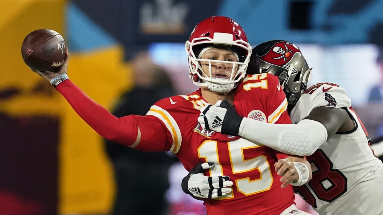 Chiefs offense sputters, OL struggles in Super Bowl LV loss Chiefs offense sputters, OL struggles in Super Bowl LV loss