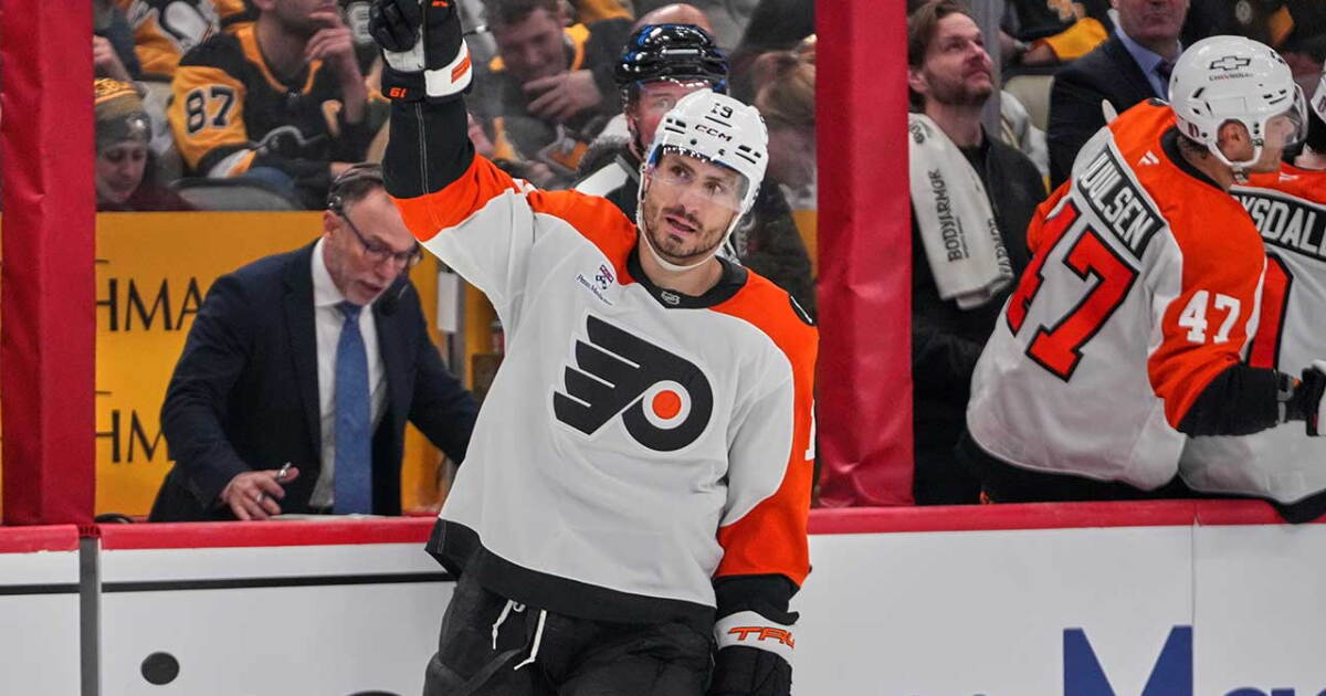 Panthers acquire gritty winger Garnet Hathaway in trade with the Philadelphia Flyers