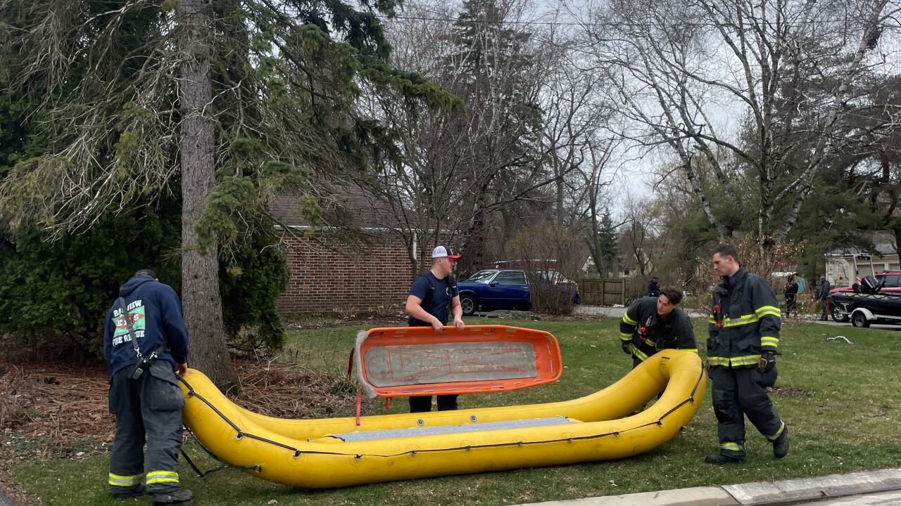 Milwaukee authorities recovered a body in the Milwaukee River