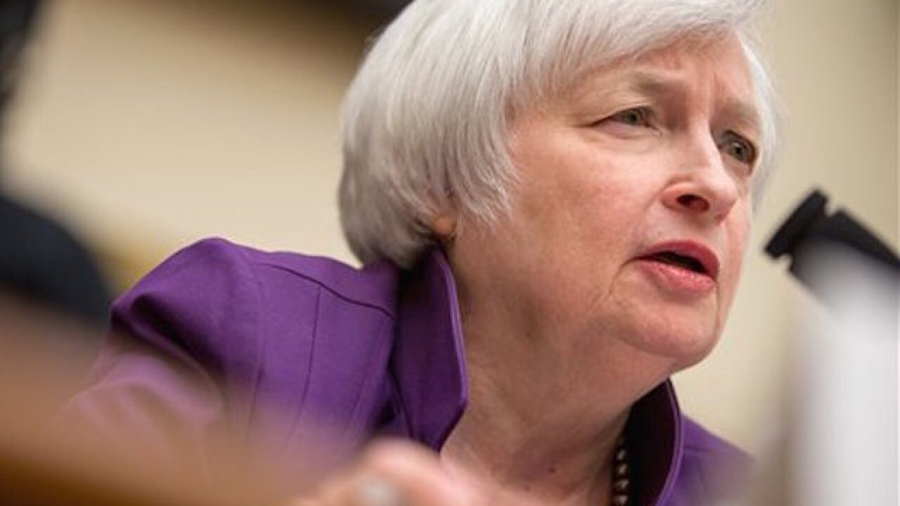 Fed keeps interest rates unchanged, but notes that risks are diminishing