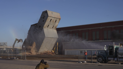 Second grain elevator toppled in Havre