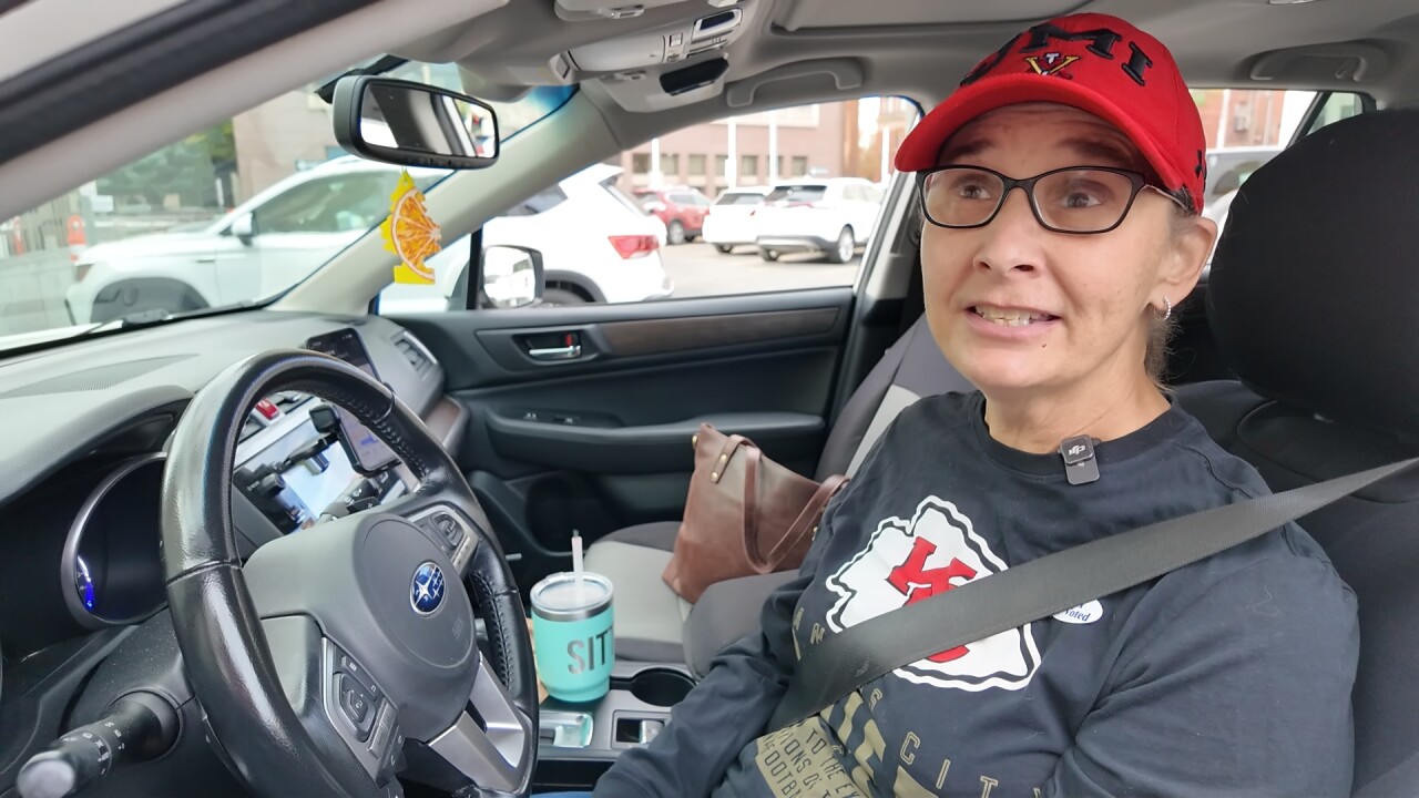 LINN SMITH_1.6.1.jpg