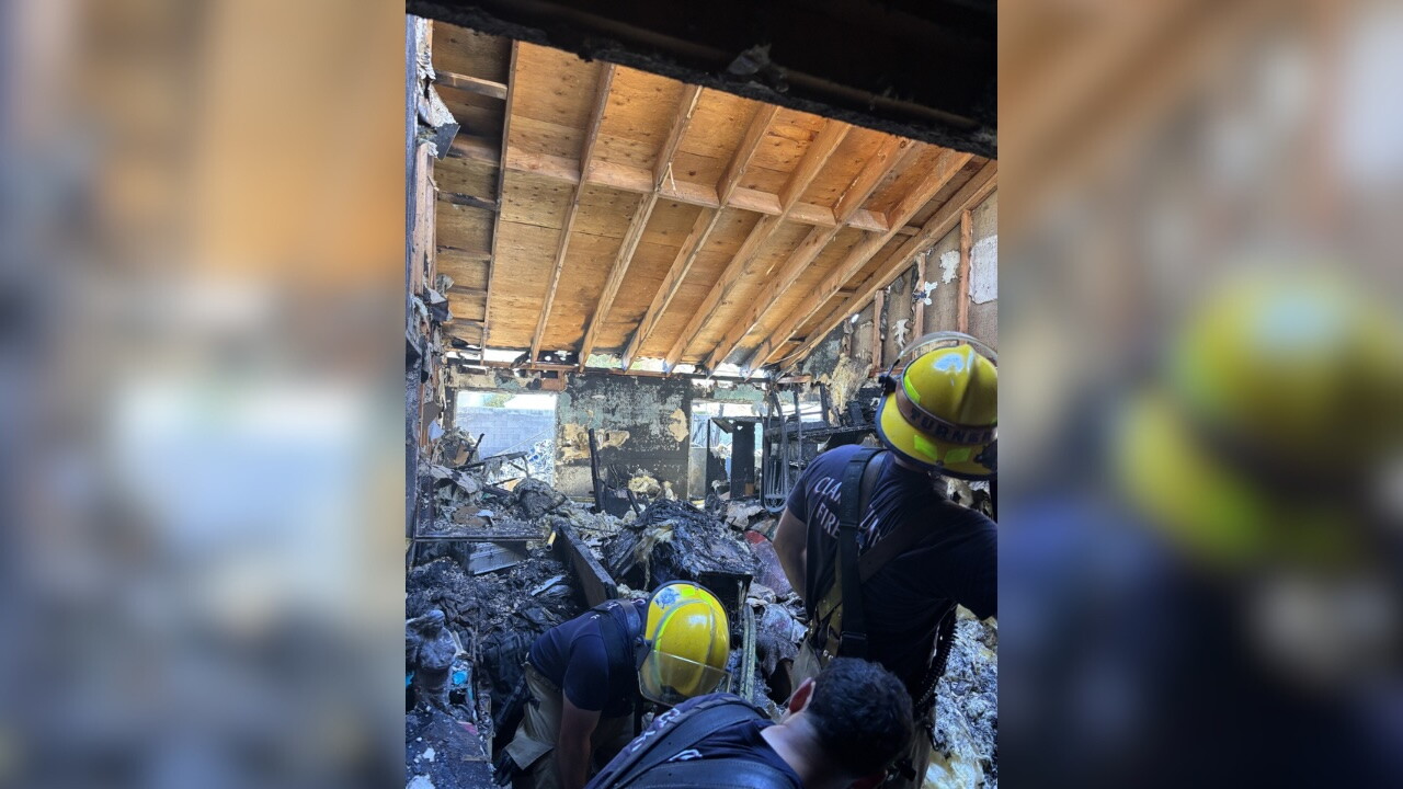 Fire crews respond to two homes on fire in Sunrise Manor