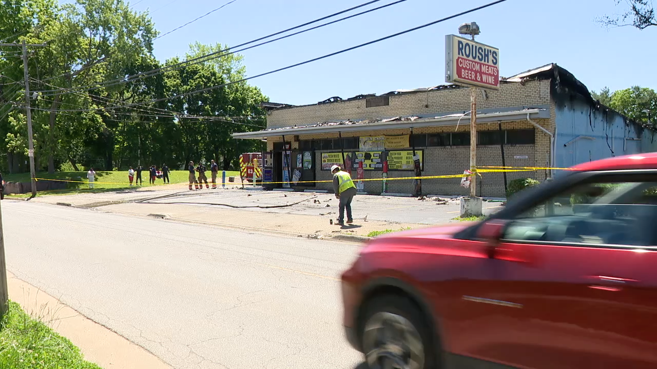 Fire at Roush's market in Akron