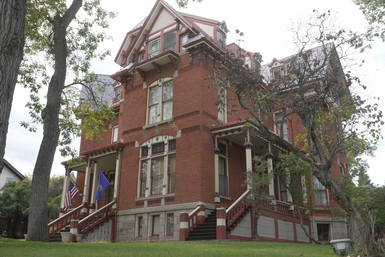 Hauser Mansion