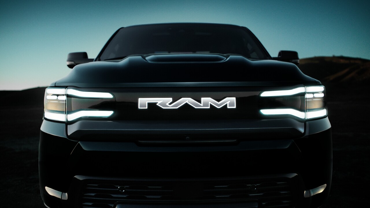 2025 Ram 1500 REV front