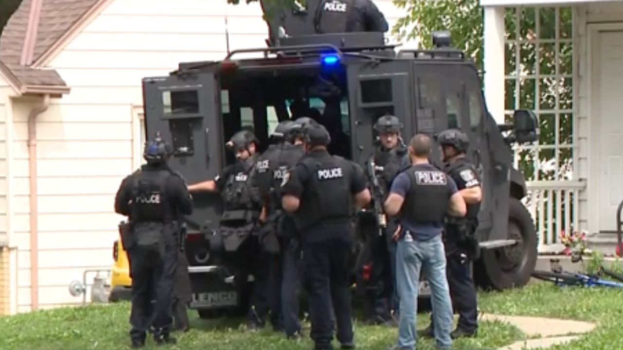 Large police presence reported on Milwaukee's northwest side near 84th and Friebrantz