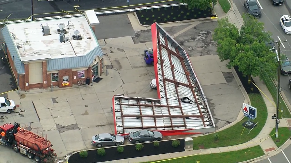 gas station fire collapse farmington hills