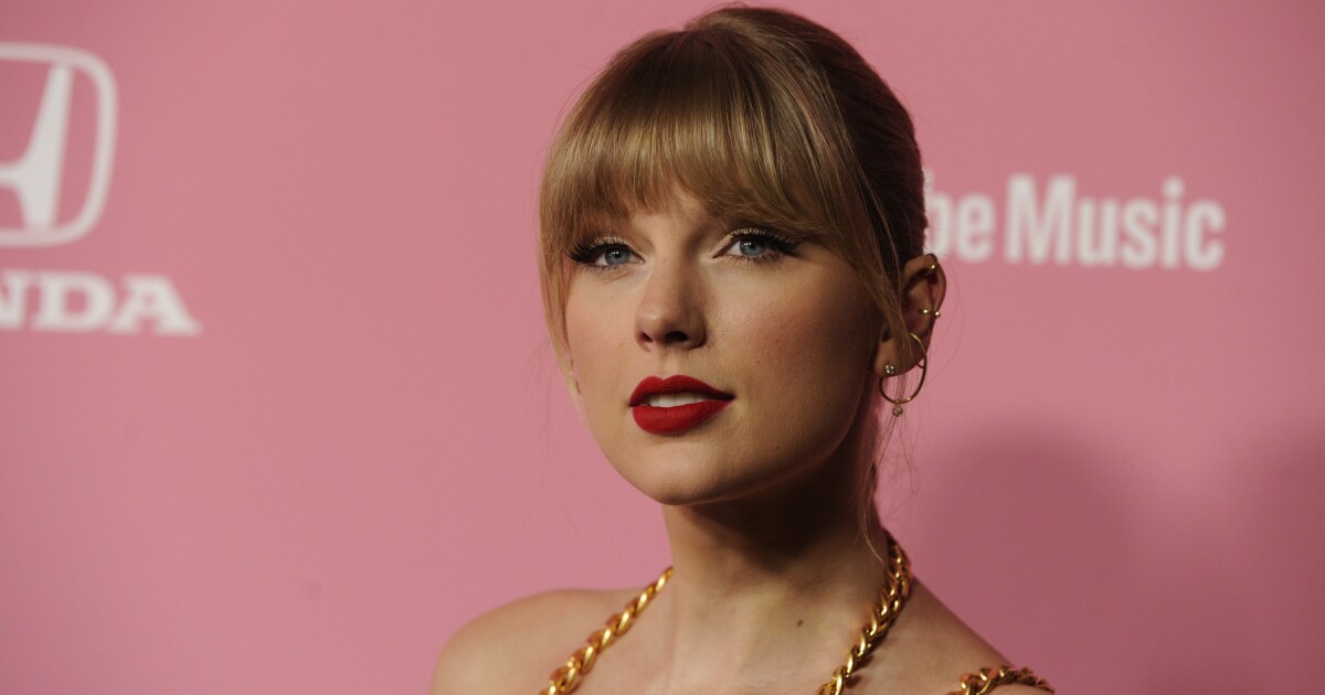 Taylor Swift gives life changing $100 000 bonuses to Eras Tour truck