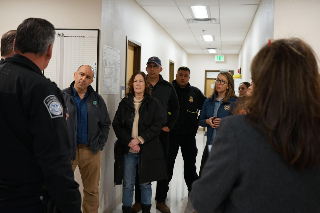 Rep. Scholten Visists Border_1.png