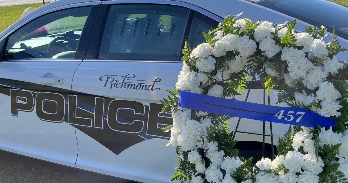 Richmond police lay wreath in honor of officer Daniel Ellis - Vimarsana News