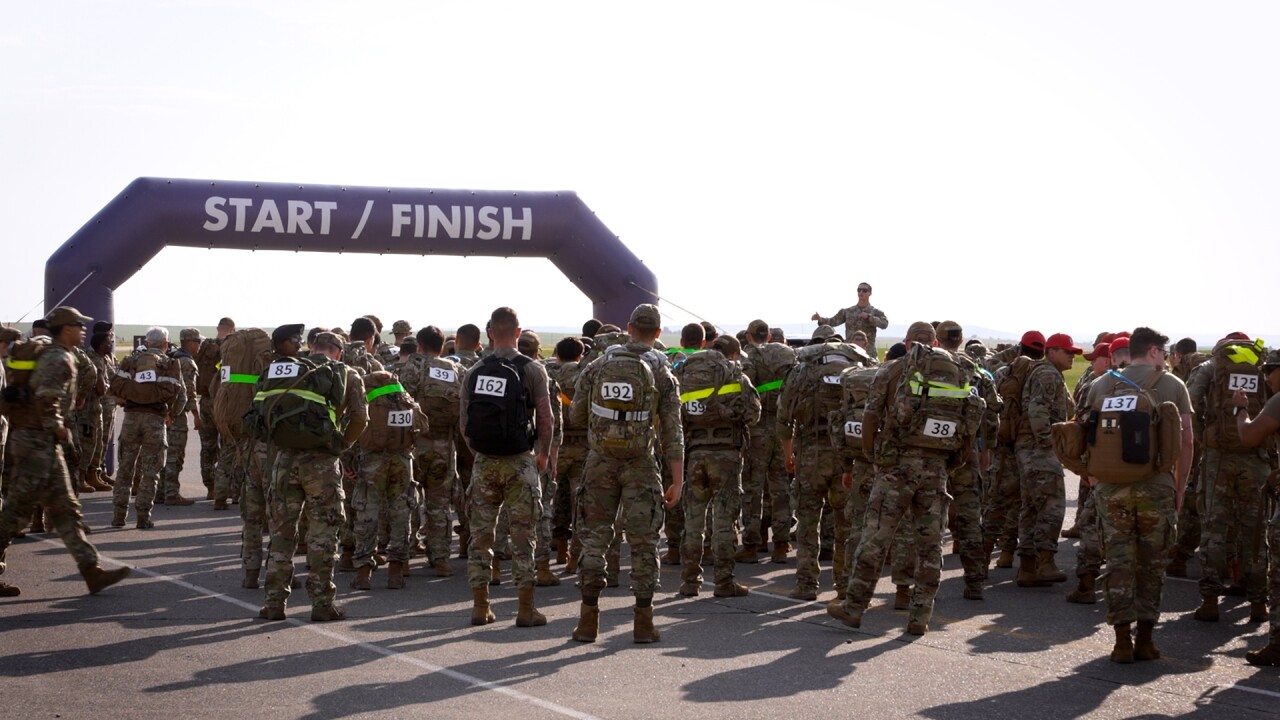 NORWEGIAN FOOT MARCH START LINE.jpg