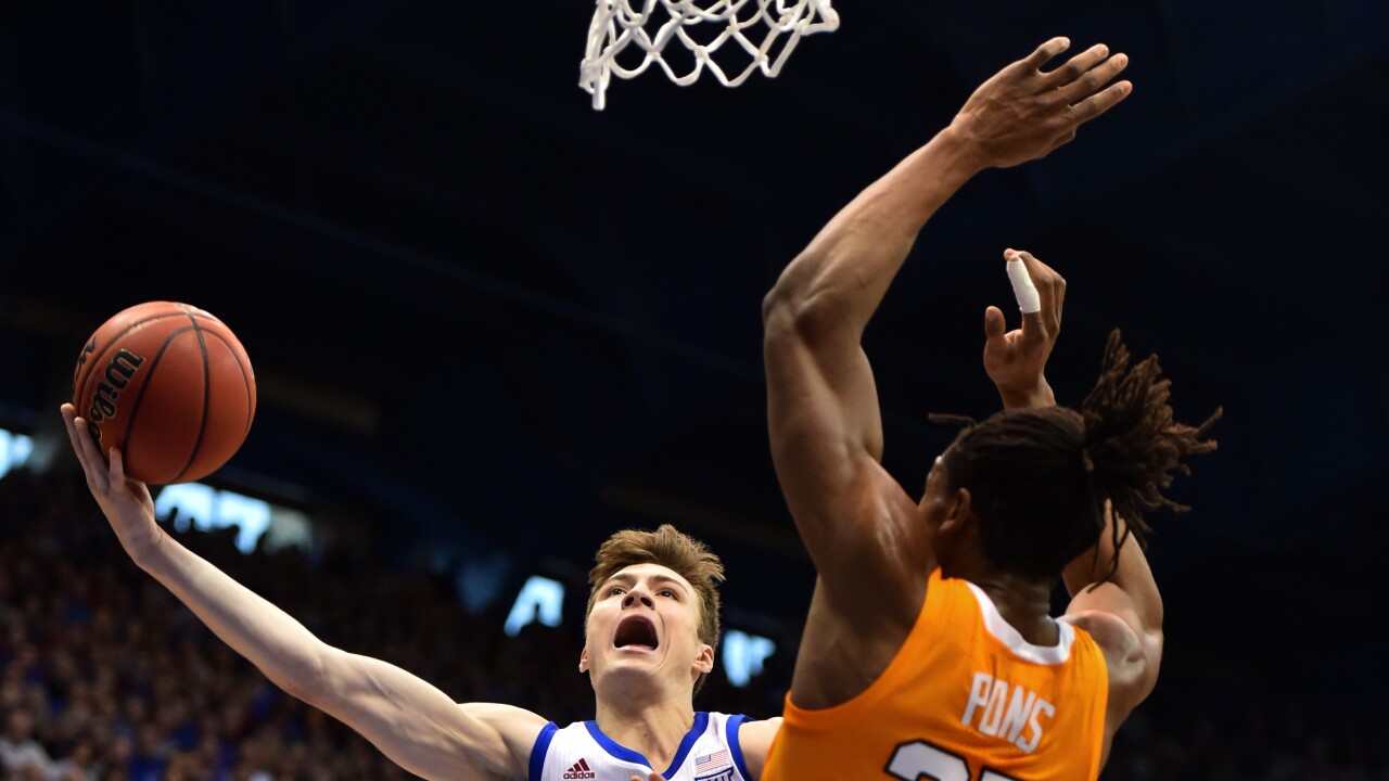 Tennessee v Kansas