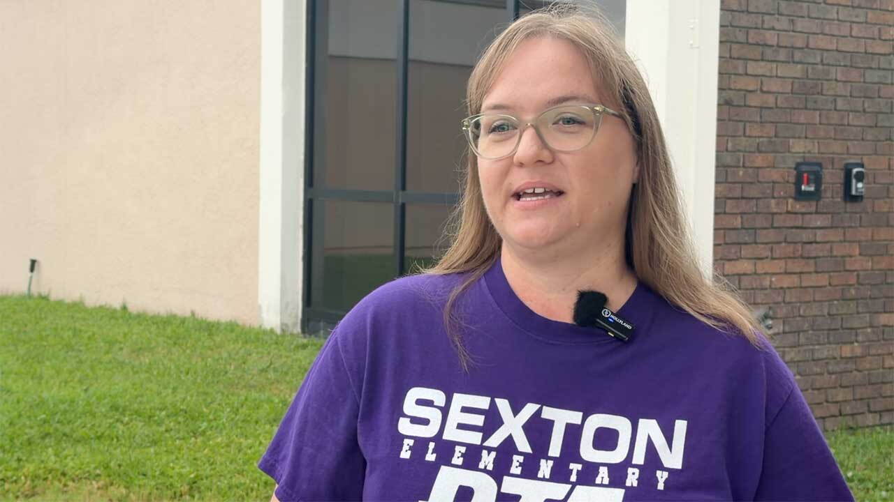  Katie Everson is among the parents fighting to save Sexton Elementary School in Pinellas County.