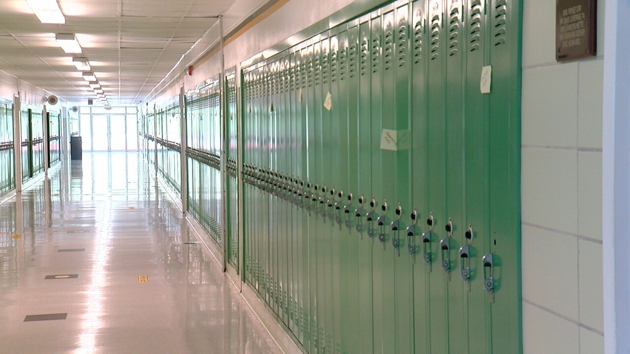 schoollockers .jpg