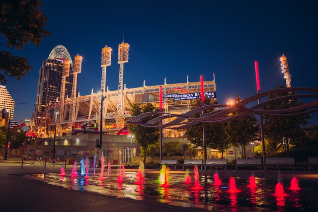 Cincygram: Smale Riverfront Park after dark -- a kaleidoscope of color