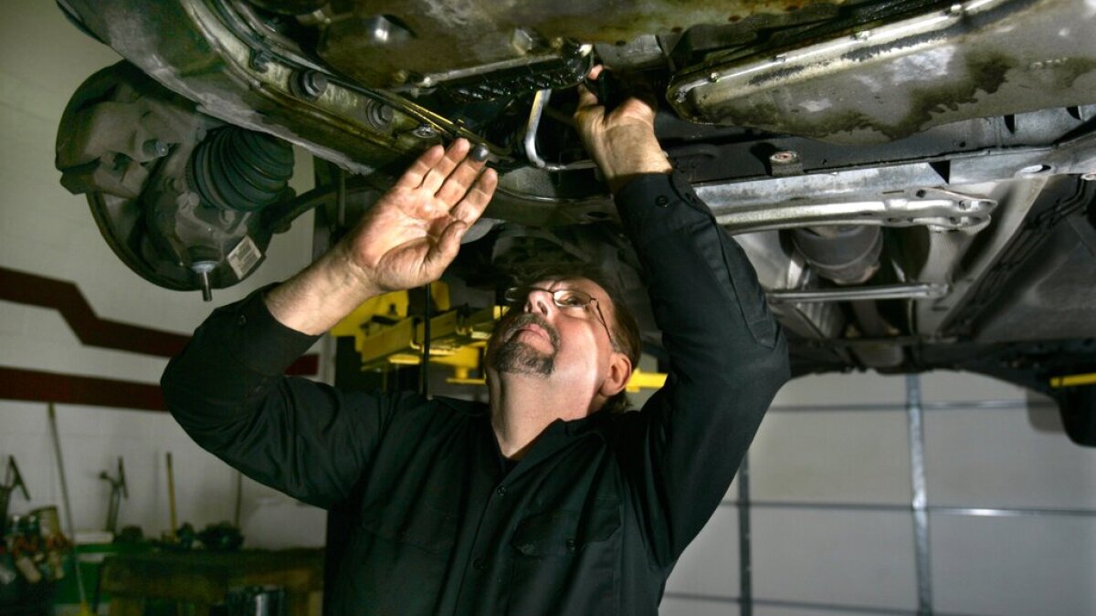 Soaring auto repair costs jump 19% in a year. Here are some tips to save money.