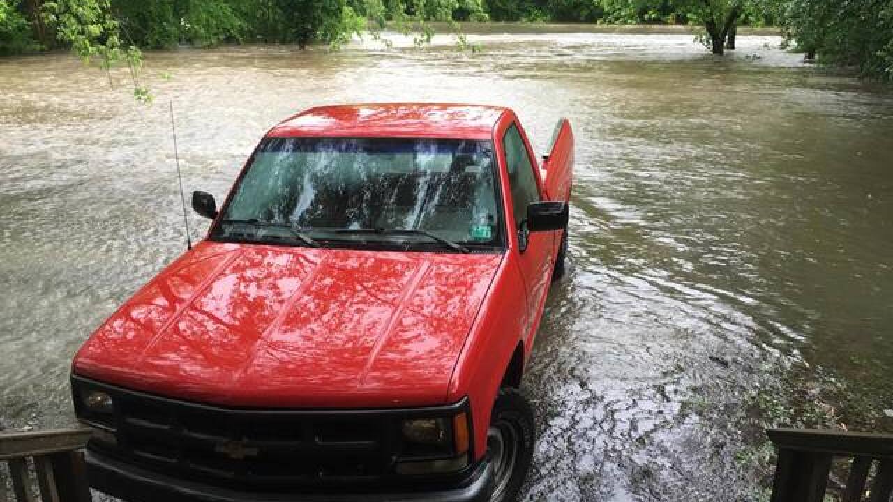Heavy rains cause flooding throughout Oklahoma