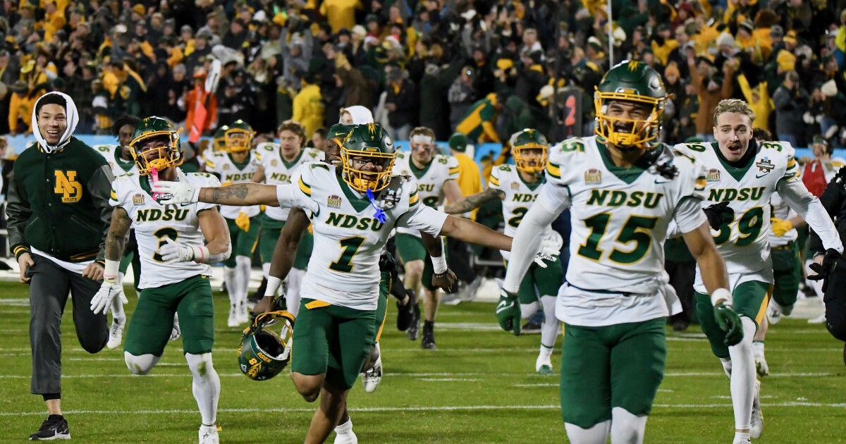 Litmus test: NDSU's jump to FBS not as easy for Montana, Montana State