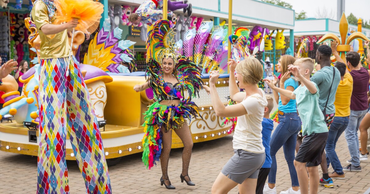 Le Grand Carnaval présentera des divertissements mondiaux colorés Le Grand Carnaval présentera des divertissements mondiaux colorés