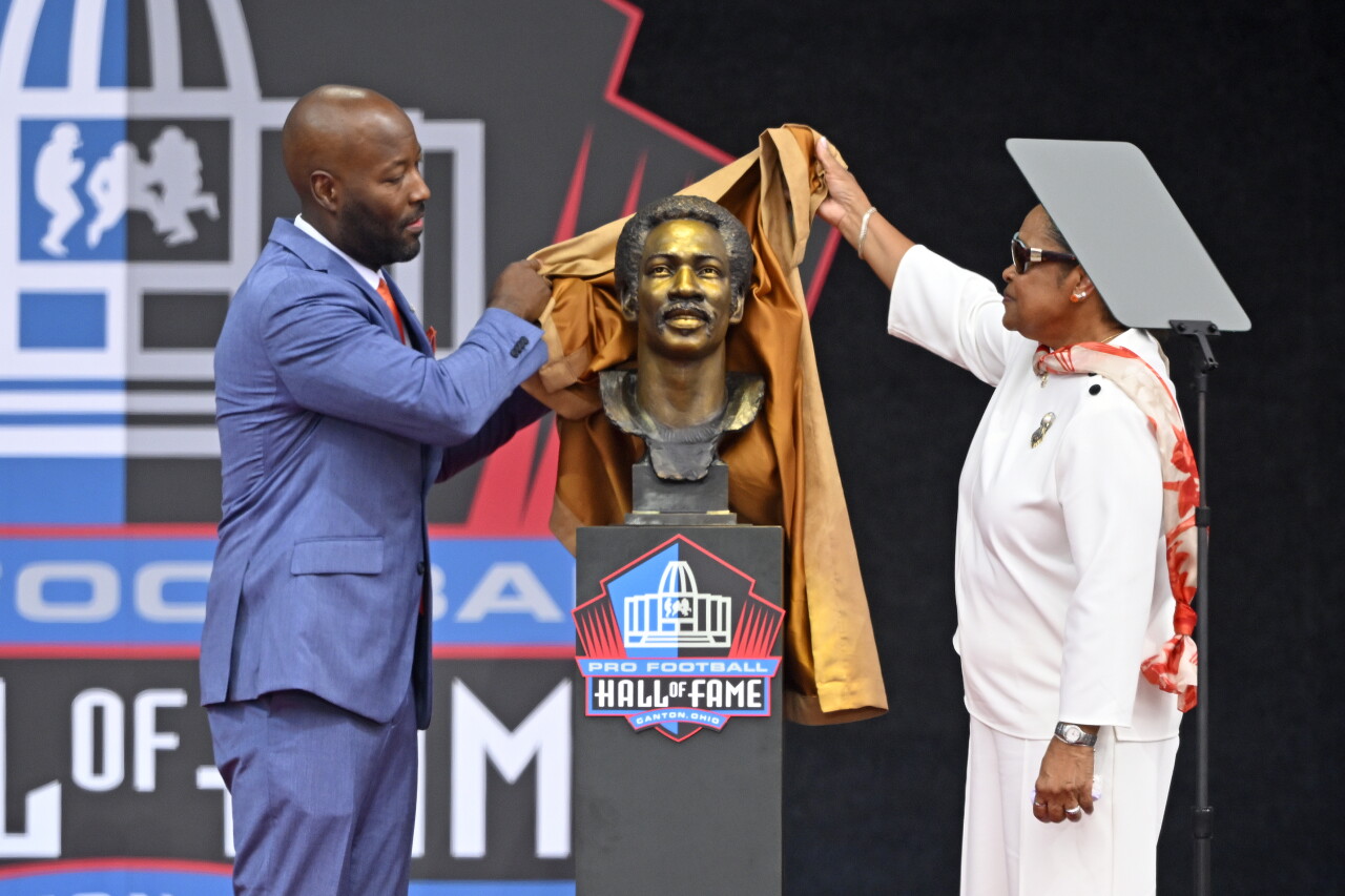 Hall of Fame Football