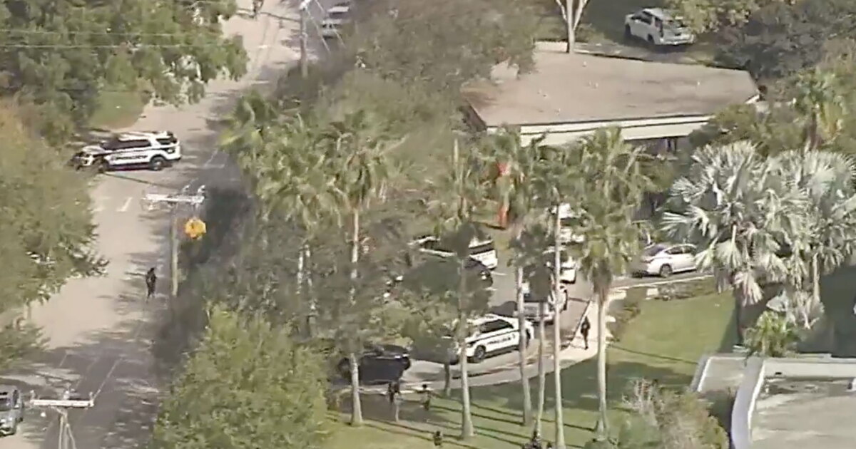 Loaded gun found at school in Broward County; student arrested - Vimarsana News