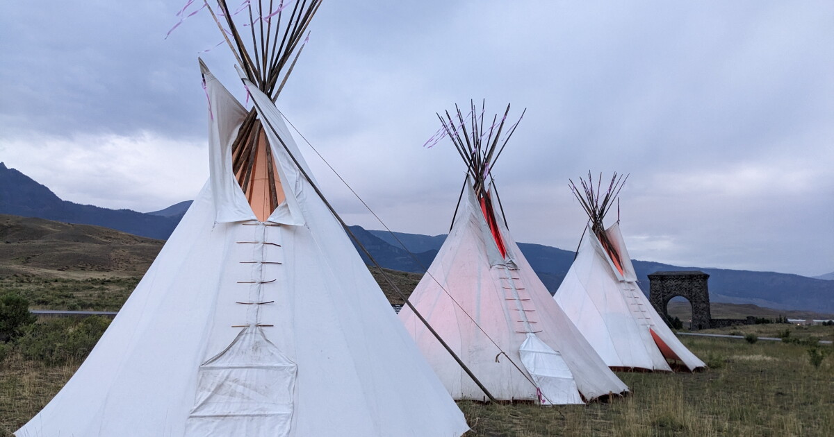 Teepees exhibit returns to Yellowstone Park for second year - Vimarsana News