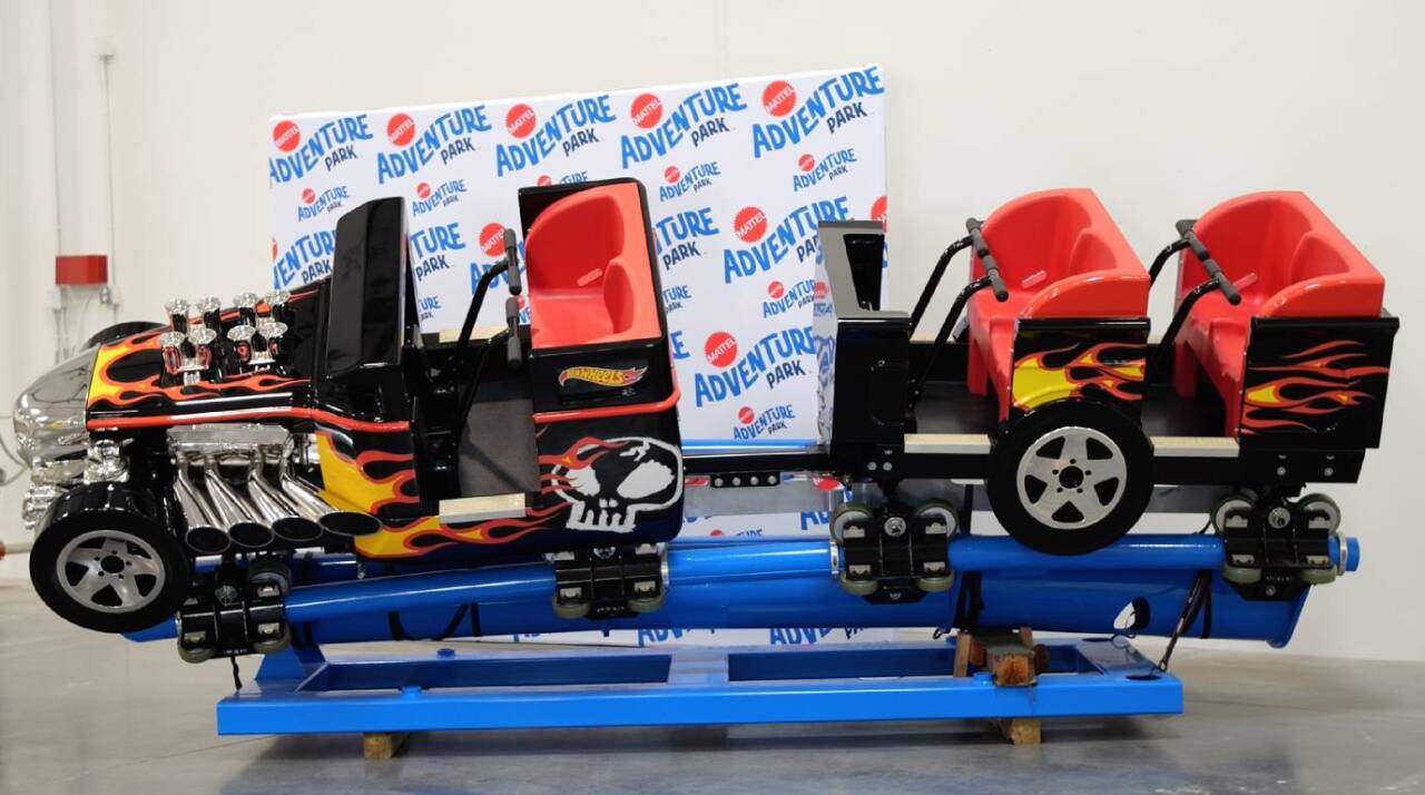 A first look at the Hot Wheels Bone Shaker Rollercoaster.
