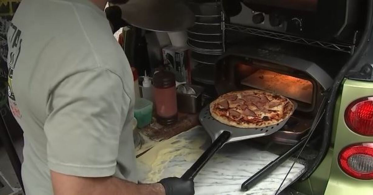 Manhattan entrepreneur builds pizza business out of compact car