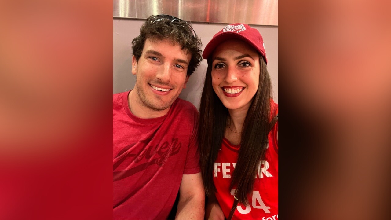 indiana fever fan2.jpg