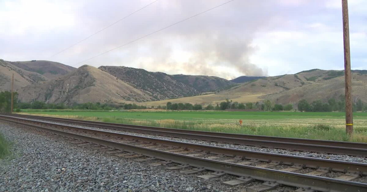 Officials work to return residents to their homes, others remain evacuated from Rocky Canyon Fire