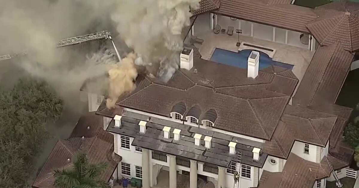 tyreek hill chewing tobacco Tyreek Hill house fire started by child playing with cigarette lighter